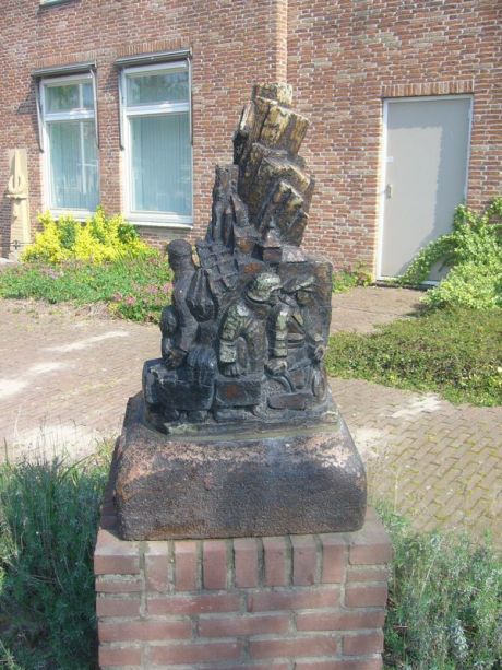 Monument Arcen en Velden